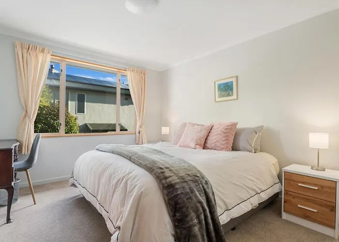 Scaife Place - * Wanaka