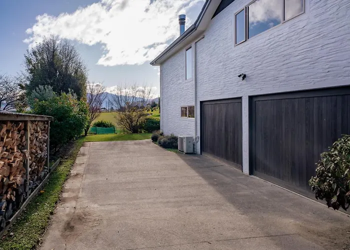 Holiday home Scaife Place - Wanaka